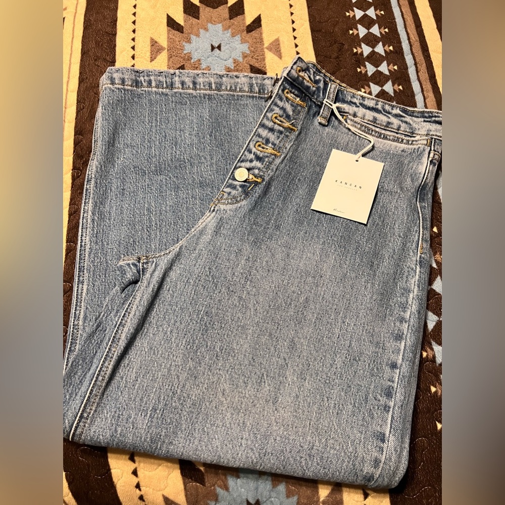 Kancan. Size 11. Button fly, wide leg. NWT